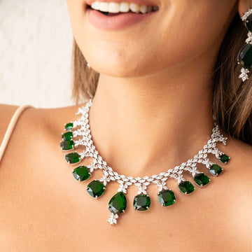 Emerald Elegance Set - Vinni’s Jewelry