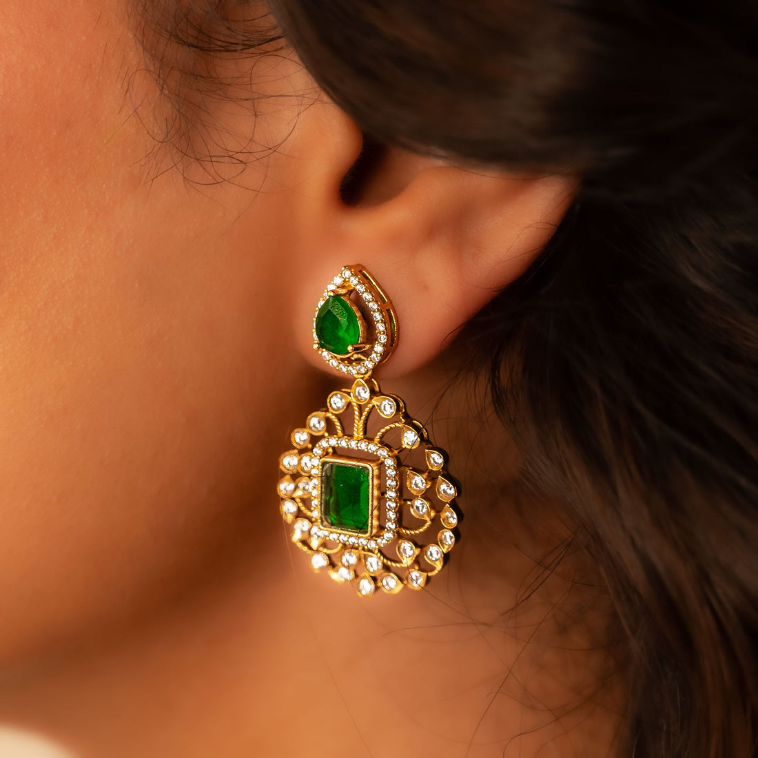 Emerald Green Kundan Choker Necklace Set – Elegant Indian Partywear Jewelry - Vinni’s Jewelry