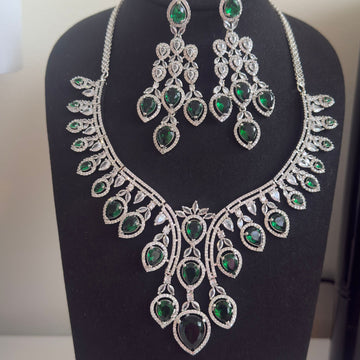 Emerald Royale Necklace - Vinni’s Jewelry