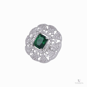 Innovative Ad Ring Jewelry | Emerald Gleam - Vinni’s Jewelry