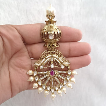 Noor Fan Motif Kundan Earrings with Pearl Drop - Vinni’s Jewelry