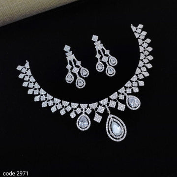 Vinni’s Crystal Raindrop Elegance Set - Vinni’s Jewelry