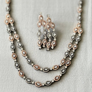 Vintage Noir Rose Necklace Set - Vinni’s Jewelry