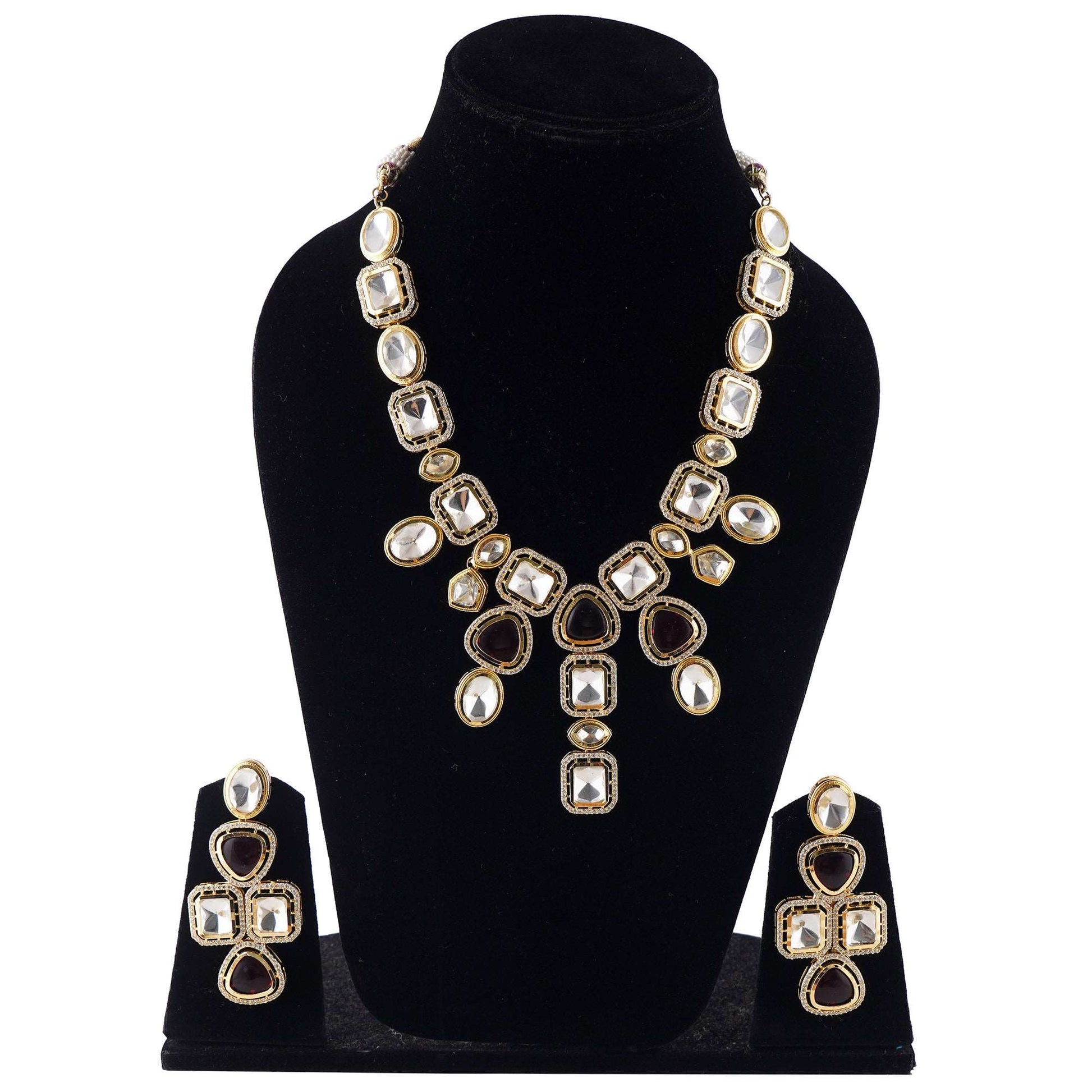 Crimson Elegance: The Ultimate Kundan Jewelry Set