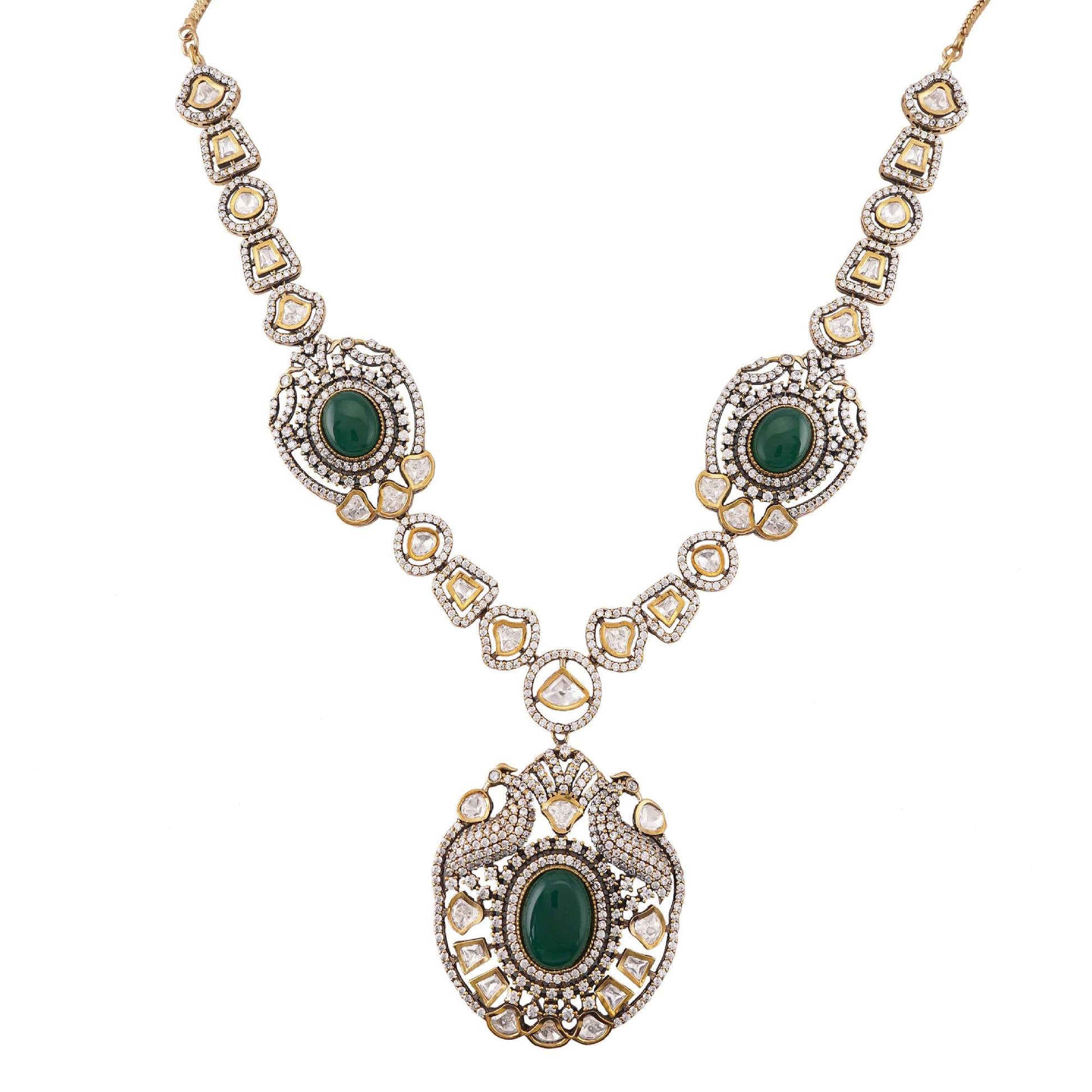 Kundan Emerald Victorian Set