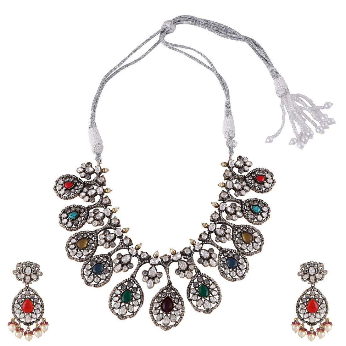 Unveiling Maharani’s Grandeur: Pearl Necklace Set