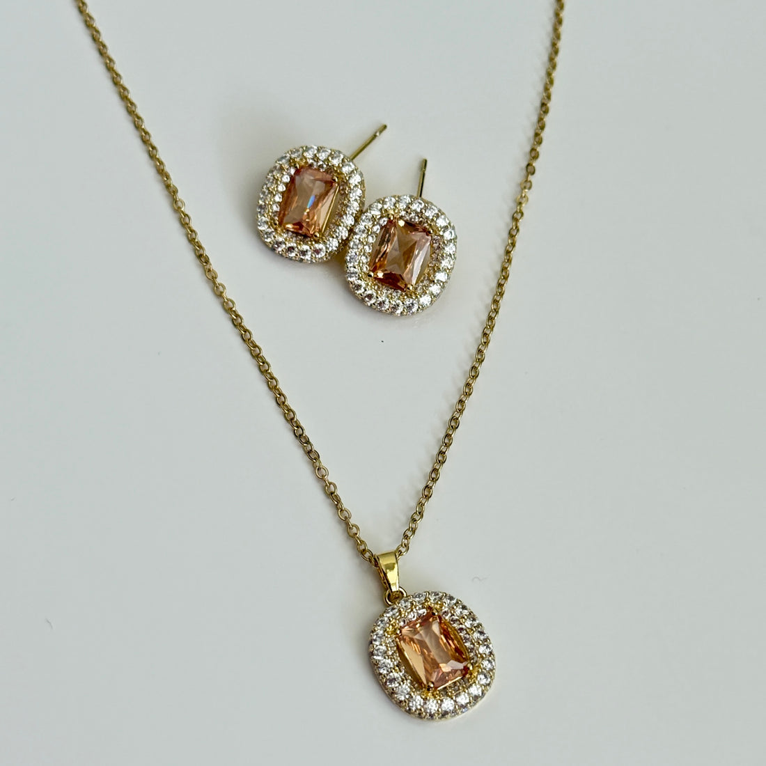 Champagne Radiance Set
