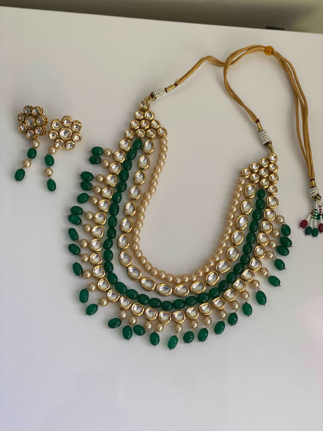 Freshwater Pearl Necklace: Emerald Elegance Royal