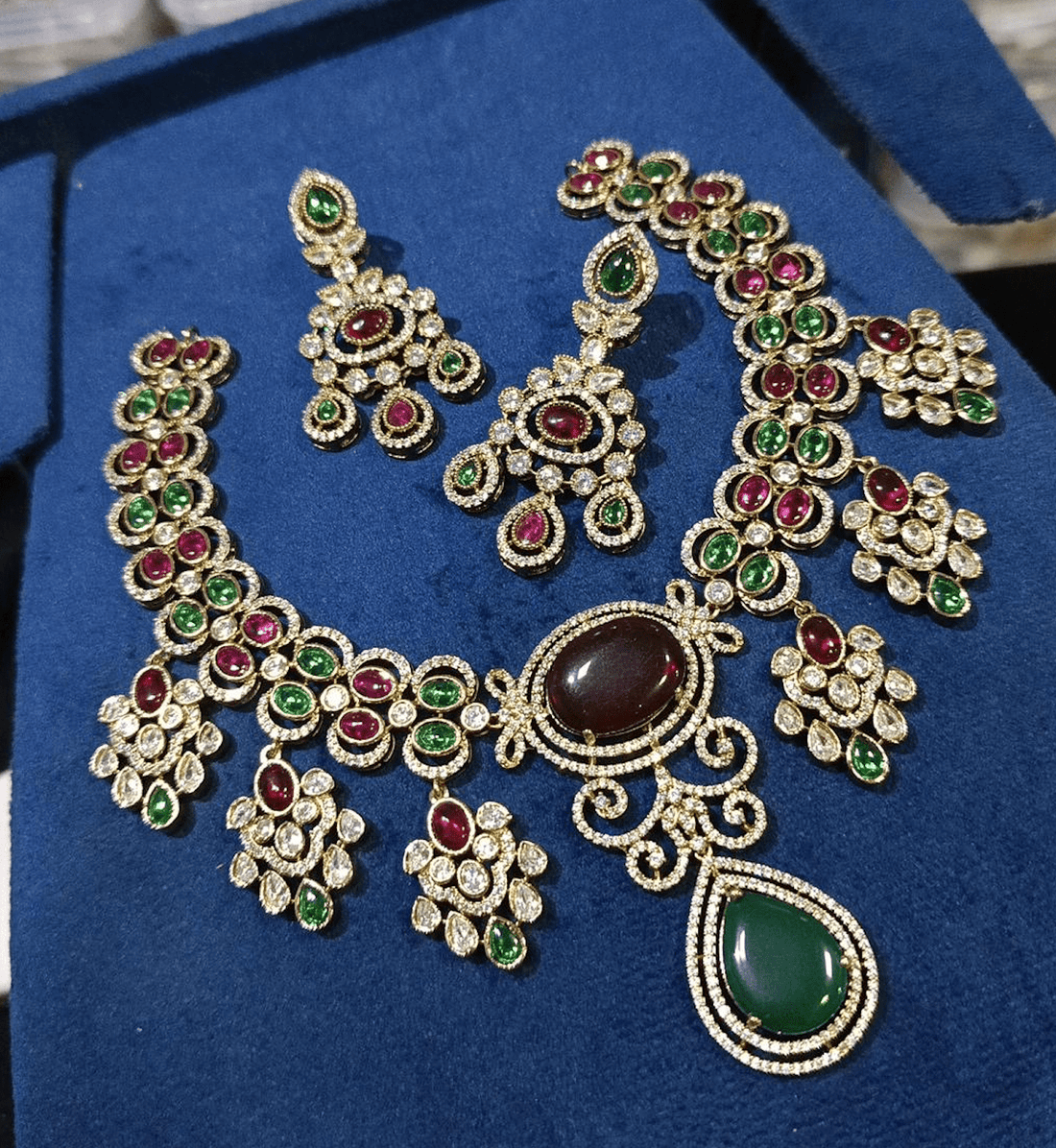 Aaradhya Ruby Emerald Royale Necklace Set - Vinni’s Jewelry