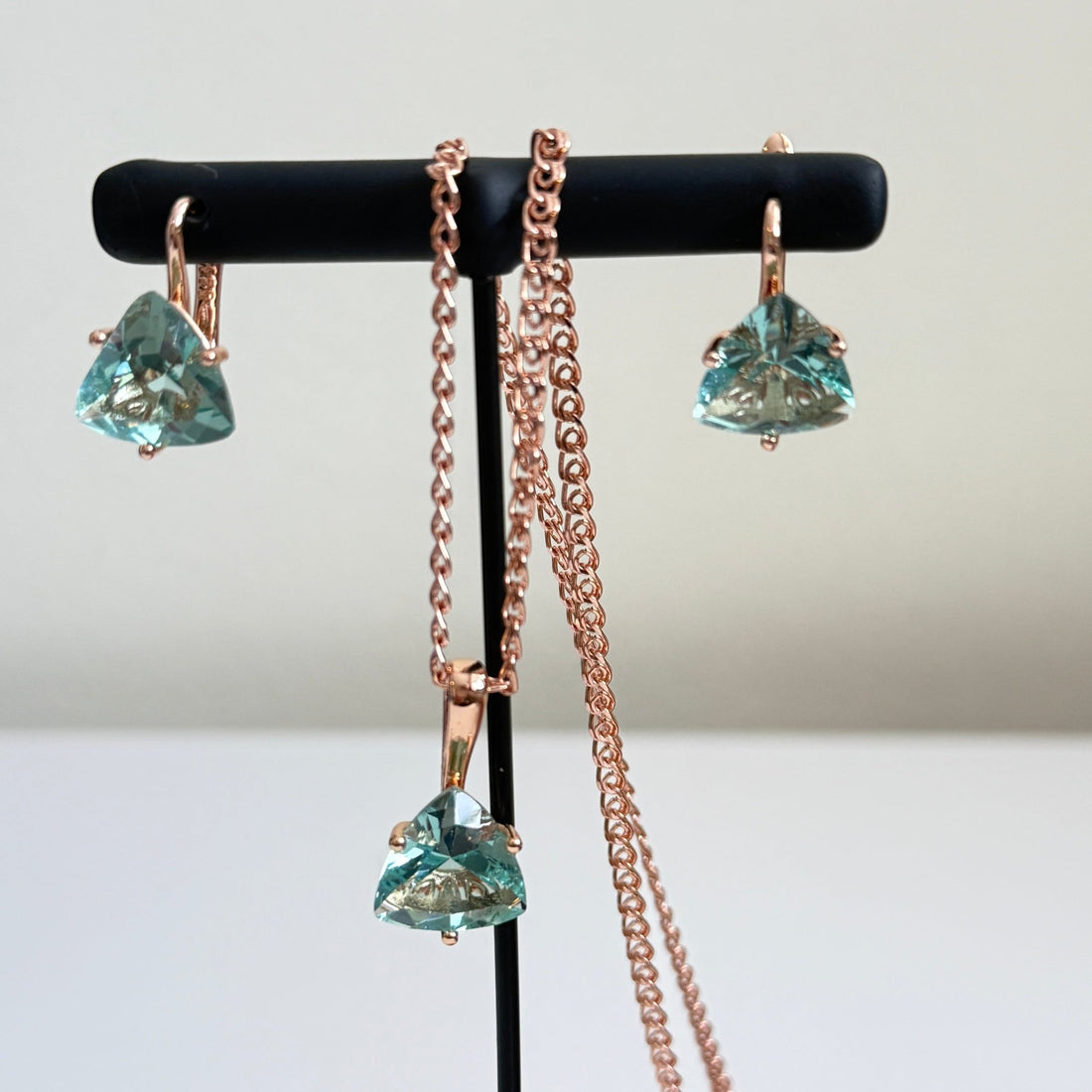 Aqua Bloom Trilliant Pendant & Earring Set – Rose Gold Finish - Vinni’s Jewelry