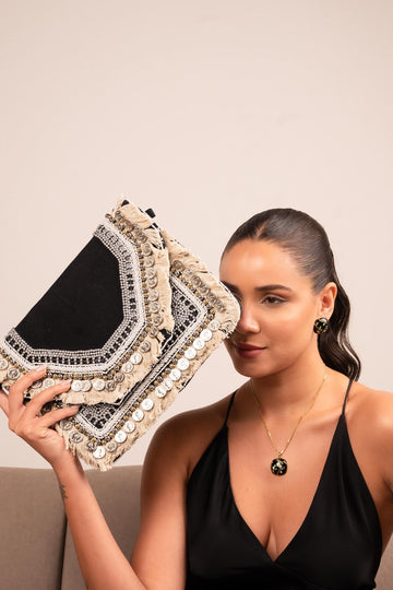 Black Pearl Couture Evening Clutch - Vinni’s Jewelry