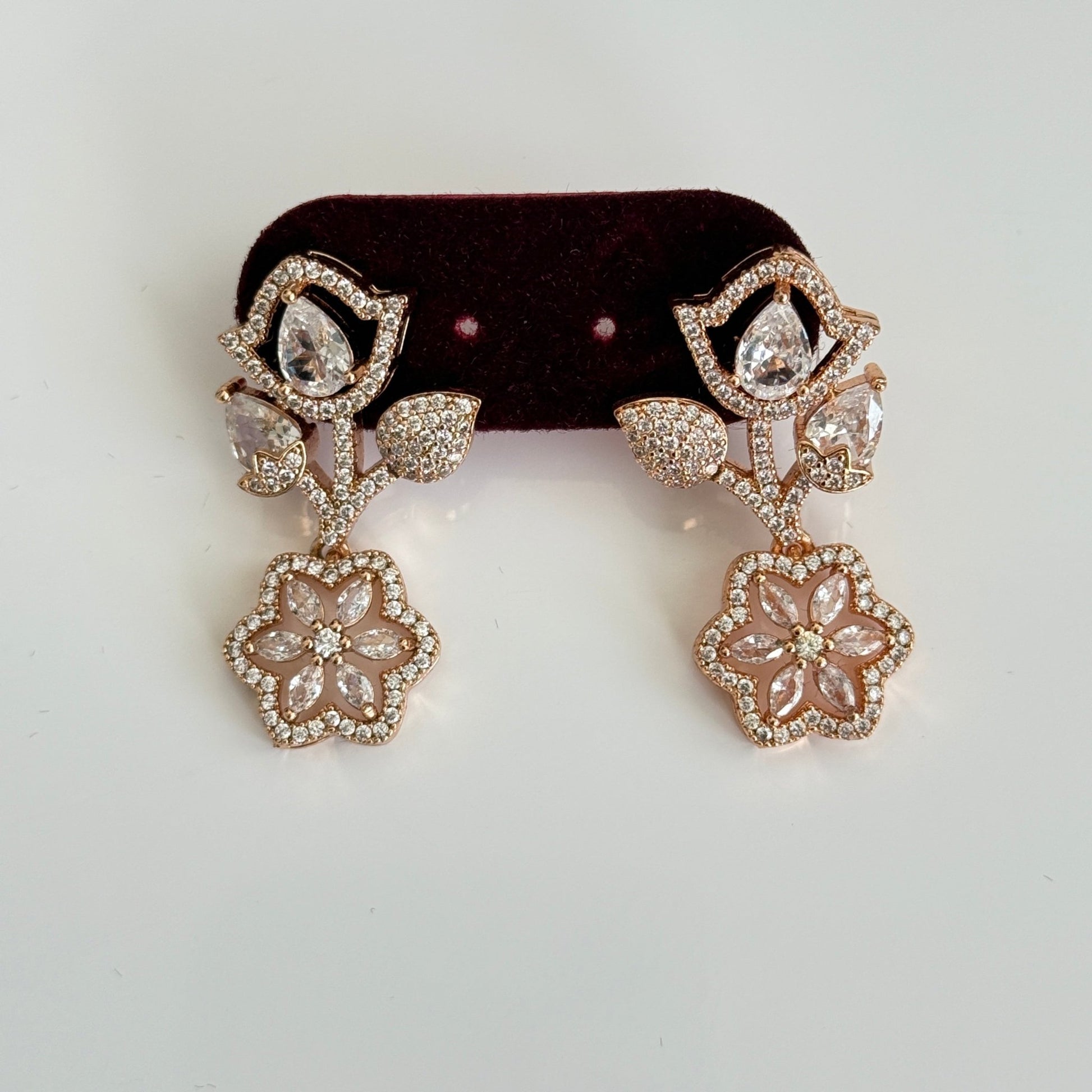 Blossom Radiance Rose Gold Necklace Set - Vinni’s Jewelry