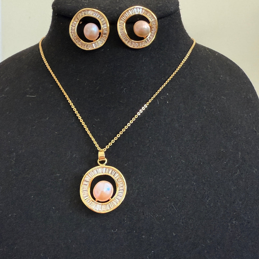 Blush Aura Set – Pink Pearl Halo Pendant & Earrings in Gold Finish - Vinni’s Jewelry