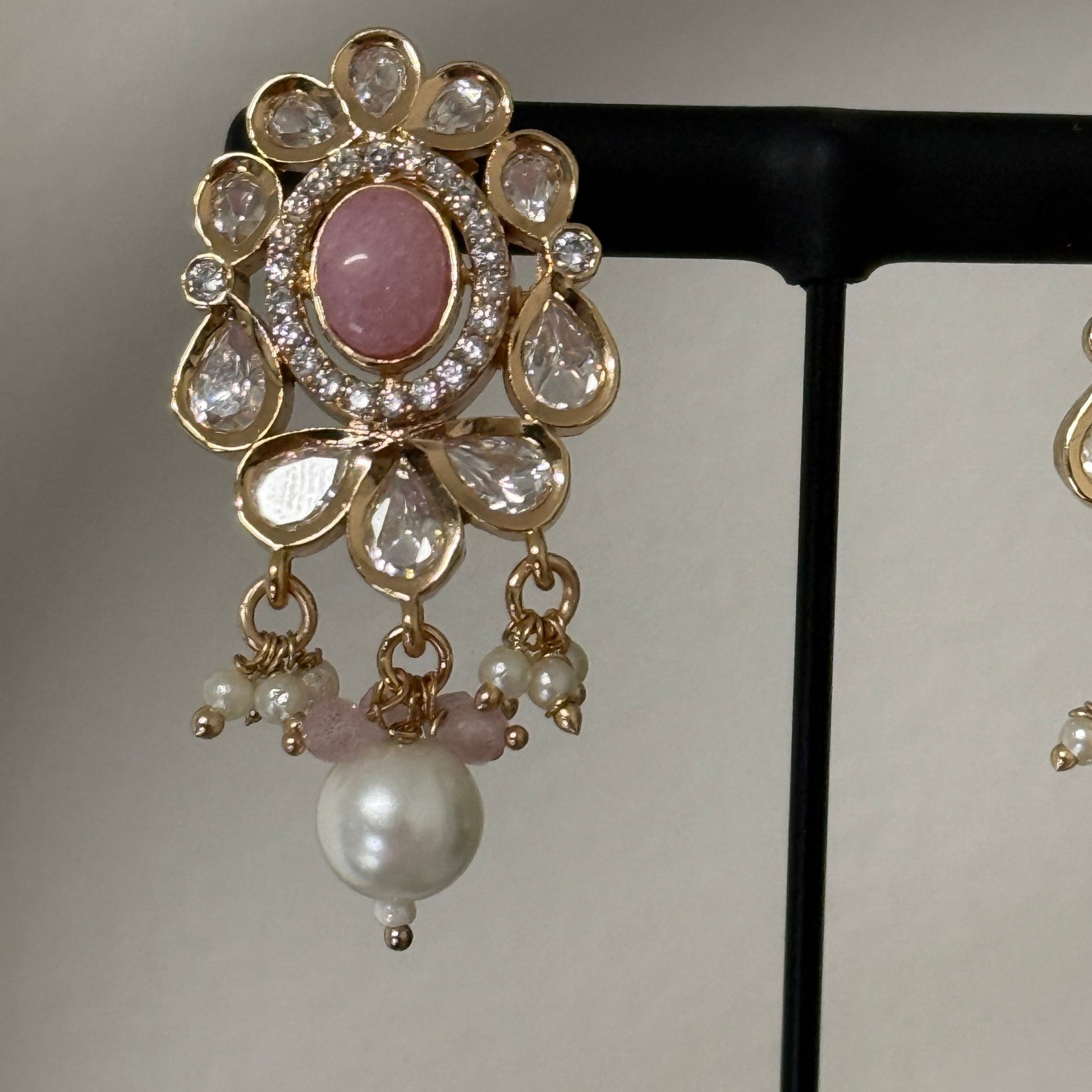 Blush Pearl Drop Earrings - Vinni’s Jewelry