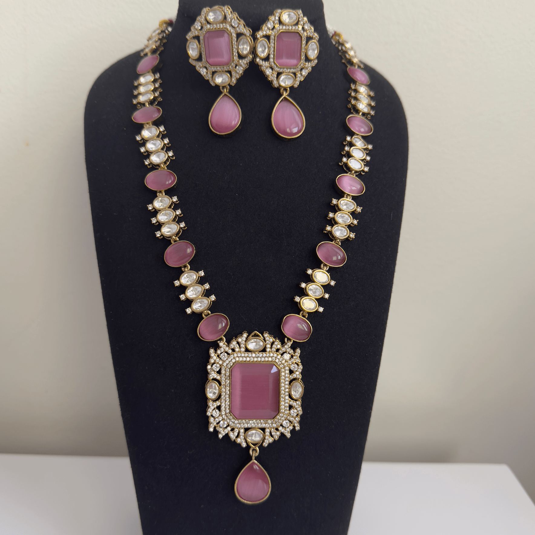 Blush Regal Kundan Necklace Set – Rose Stone Elegance - Vinni’s Jewelry