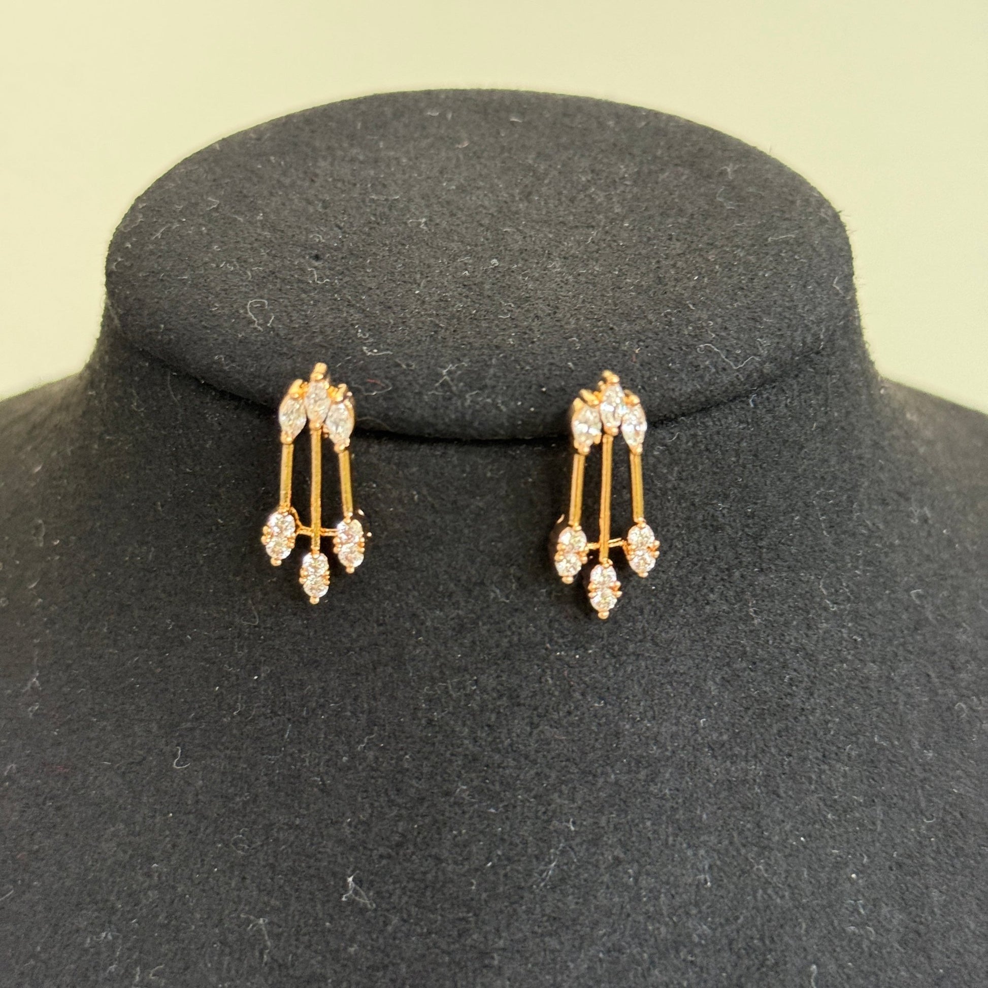 Celeste Fringe Gold Necklace Set - Vinni’s Jewelry