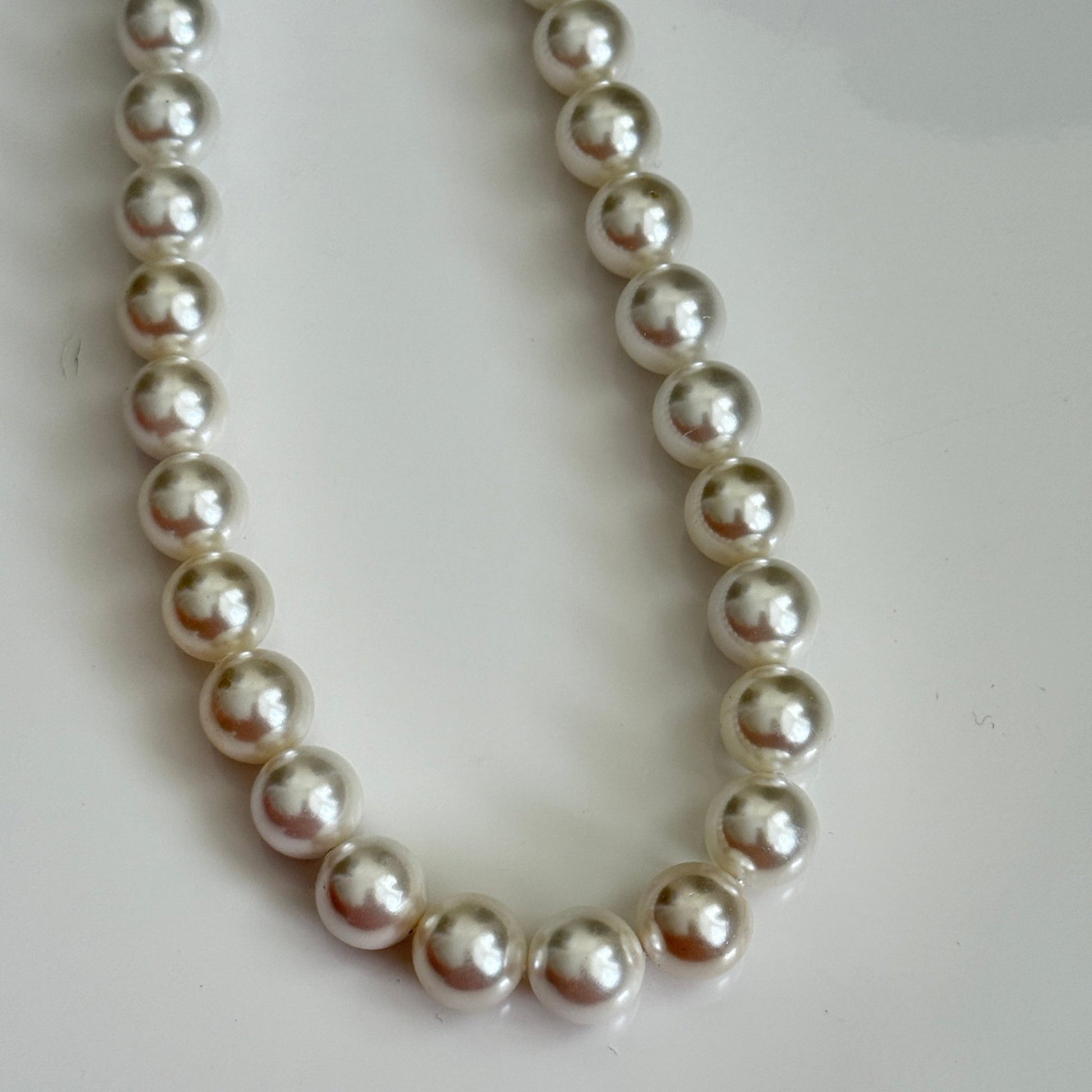 Classic Elegance Pearl Necklace - Vinni’s Jewelry