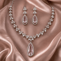 Elara Blush Crystal Necklace Set - Vinni’s Jewelry