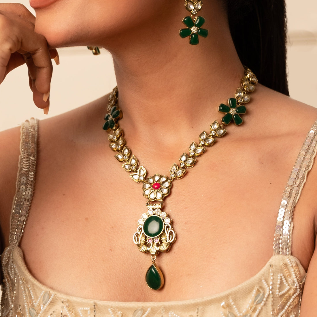 Emerald Blossom Kundan Necklace Set - Vinni’s Jewelry