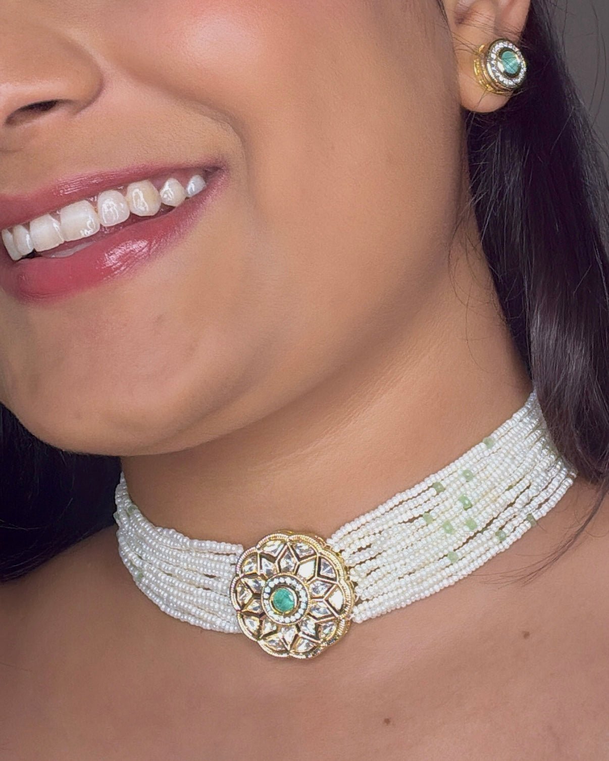 Emerald Pearl Kundan Choker - Vinni’s Jewelry