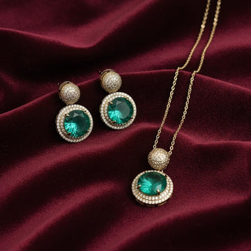 Emerald Radiance Set - Vinni’s Jewelry