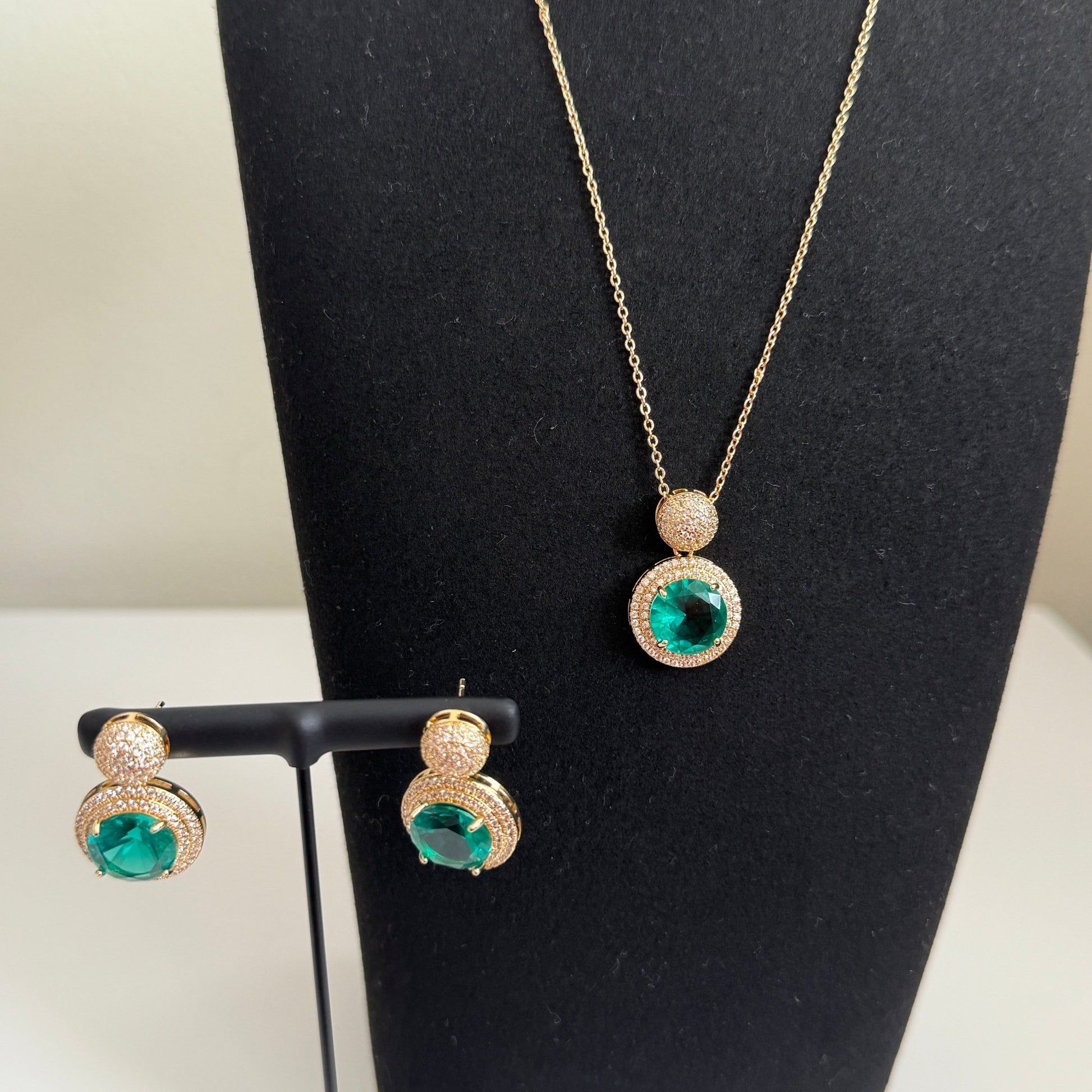 Emerald Radiance Set - Vinni’s Jewelry