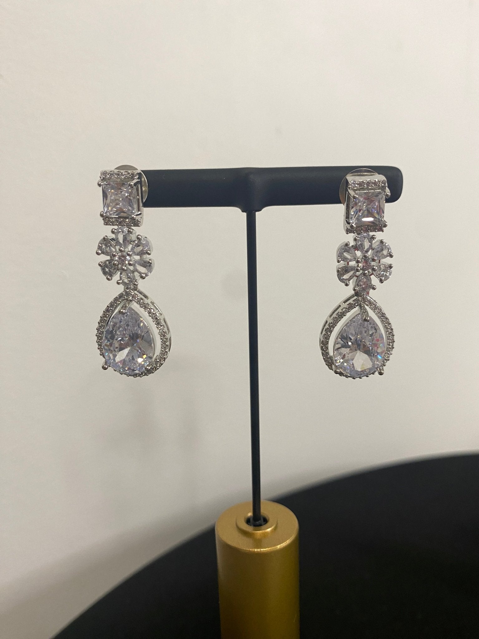 Ethereal Teardrop Gemstone Earrings - Vinni’s Jewelry