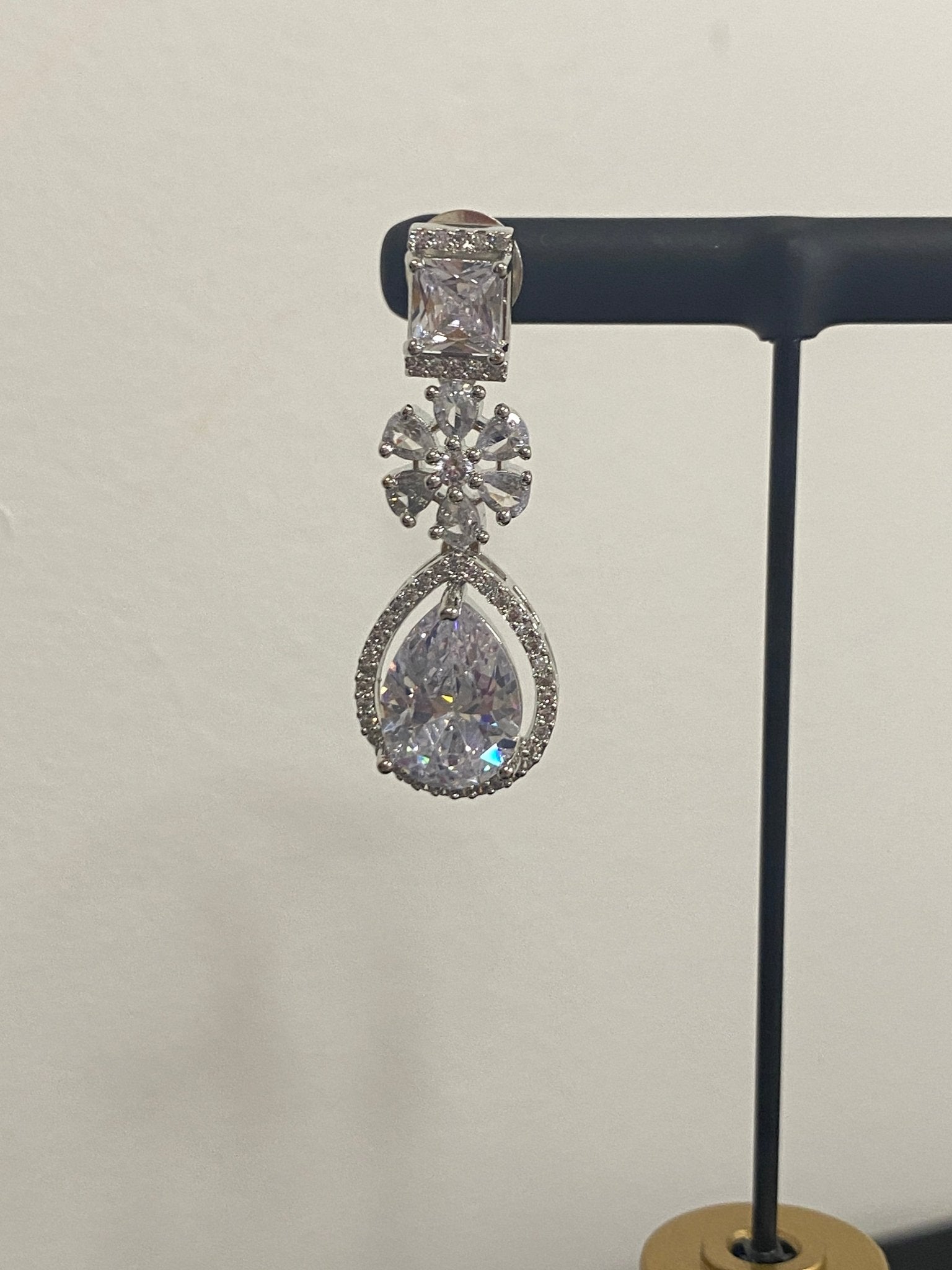 Ethereal Teardrop Gemstone Earrings - Vinni’s Jewelry