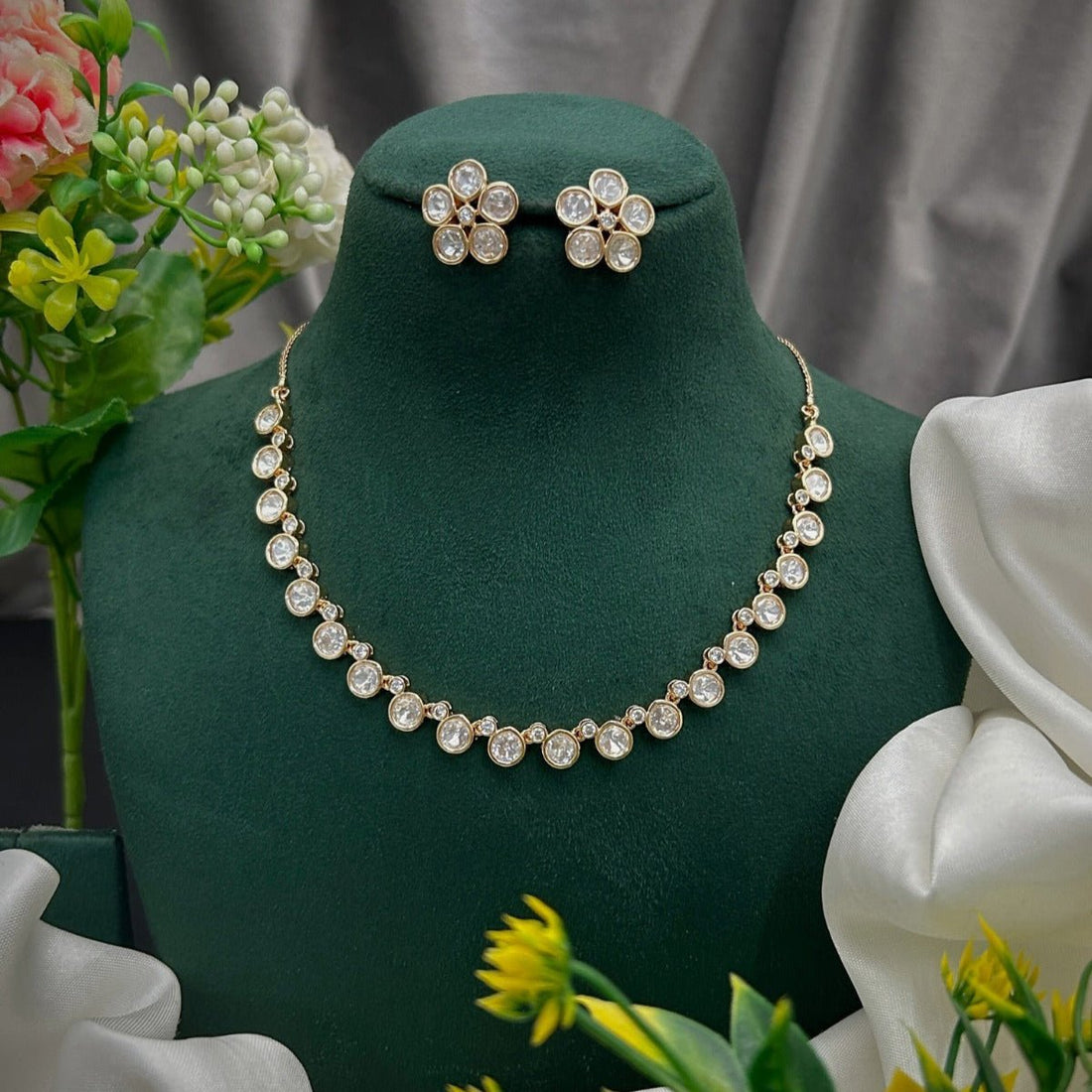 Floral Sparkle Necklace Set - Vinni’s Jewelry
