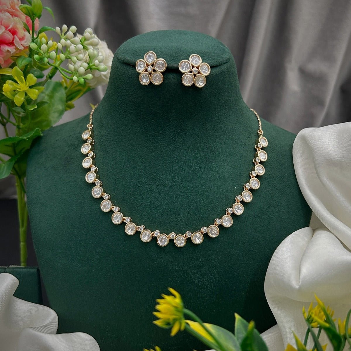 Floral Sparkle Necklace Set - Vinni’s Jewelry
