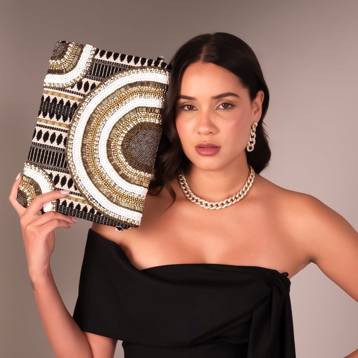 Golden Arc Beaded Statement Clutch - Vinni’s Jewelryshop_this_look_amDhCa