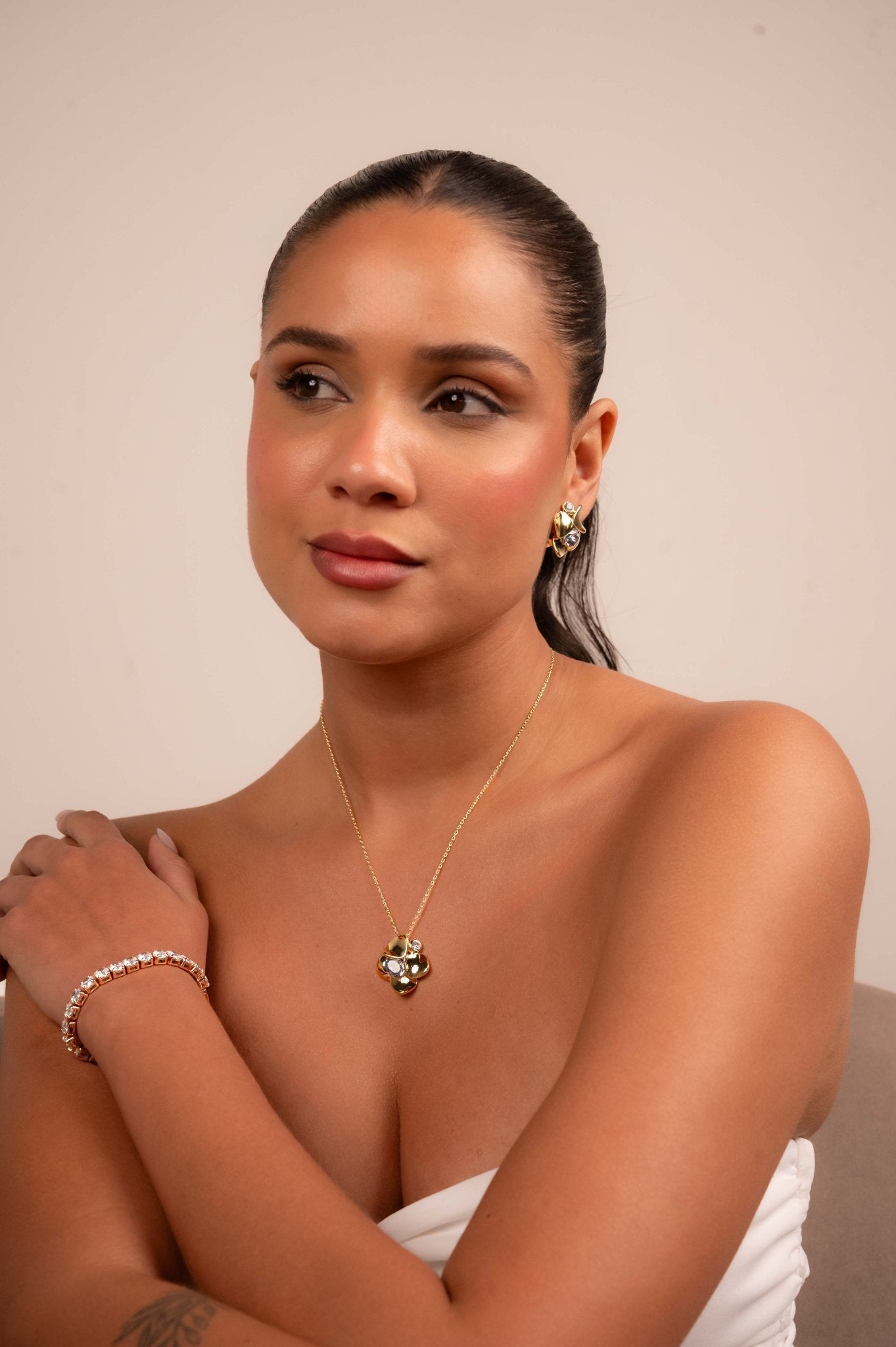Golden Blossom Crystal Necklace Set - Vinni’s Jewelry