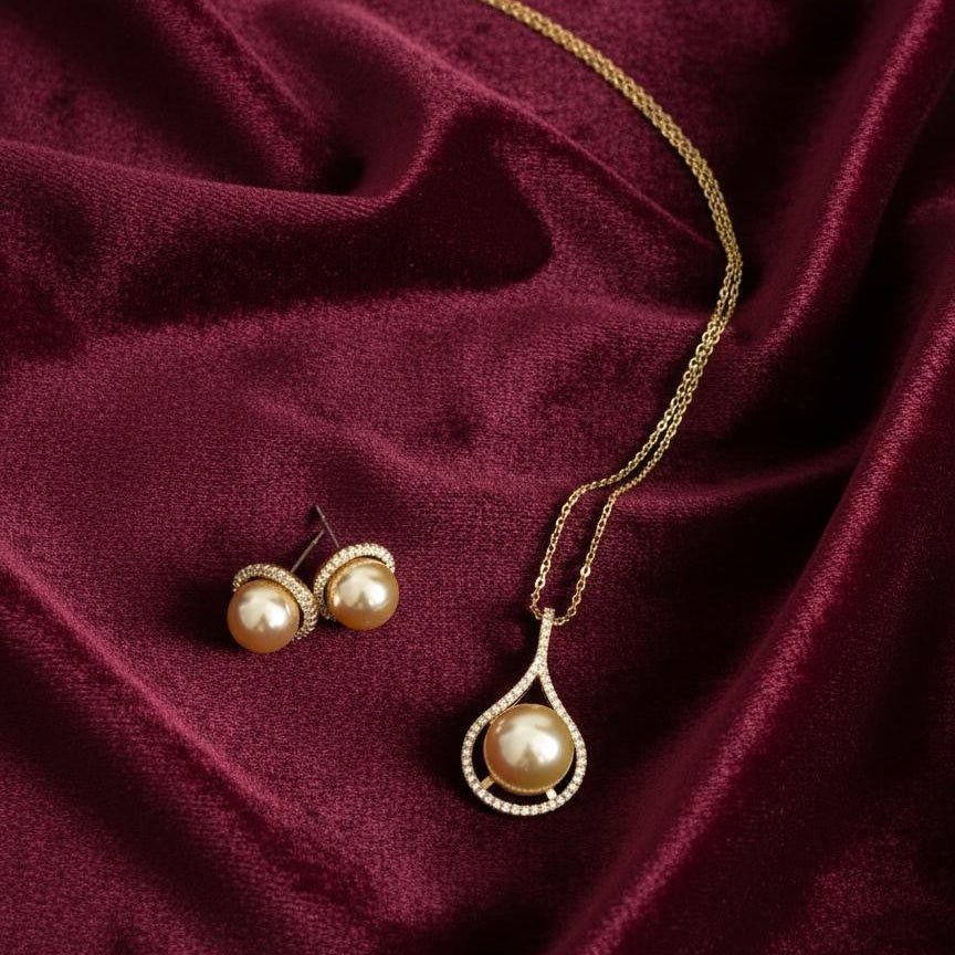 Golden Grace Pearl Set - Vinni’s Jewelry