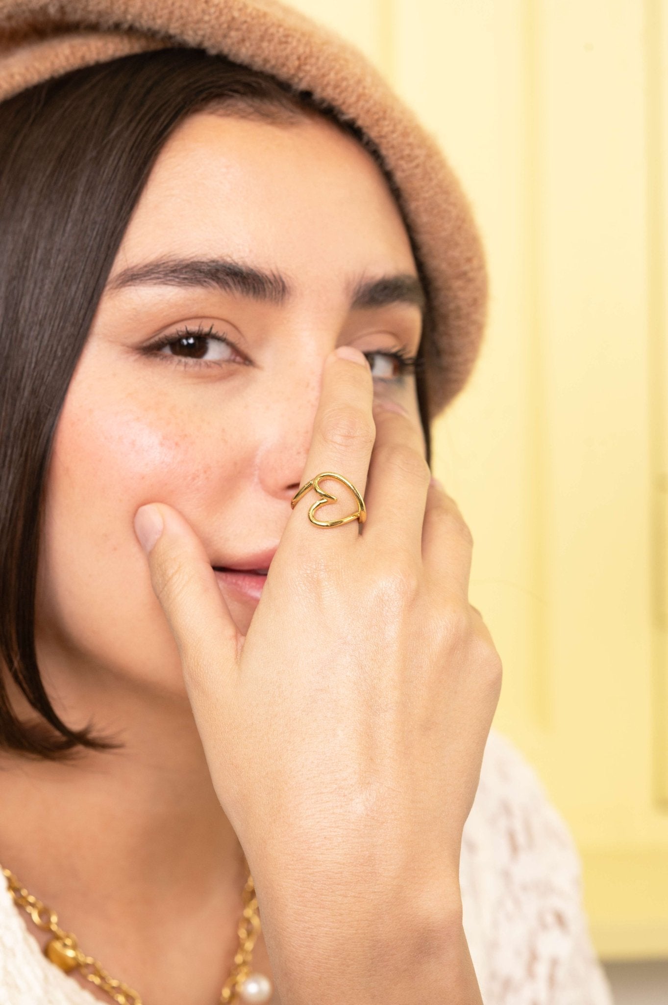 Golden Heart Outline Statement Ring - Vinni’s Jewelry
