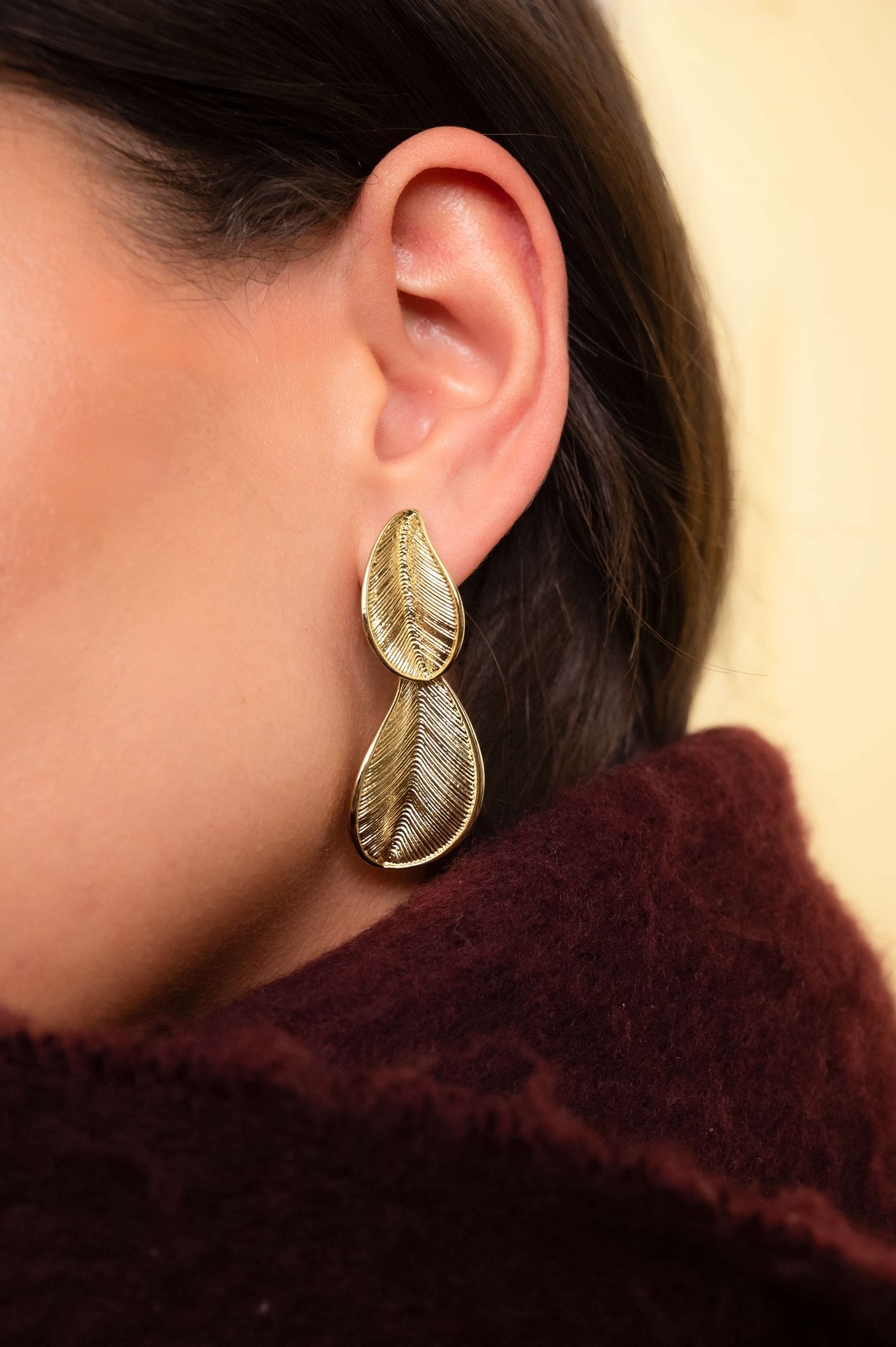 Golden Laurel Leaf Statement Necklace set - Vinni’s Jewelry