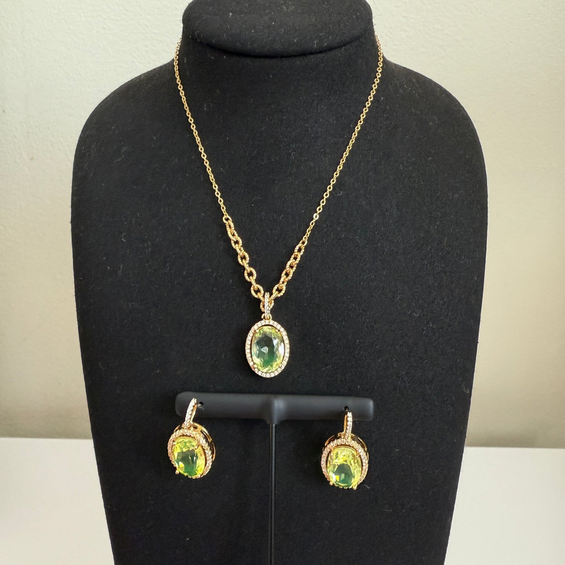 Golden Olive Royal Set - Vinni’s Jewelry