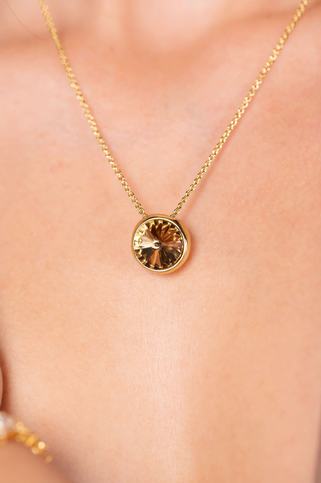 Golden Orbit Pendant Necklace Set - Vinni’s Jewelry