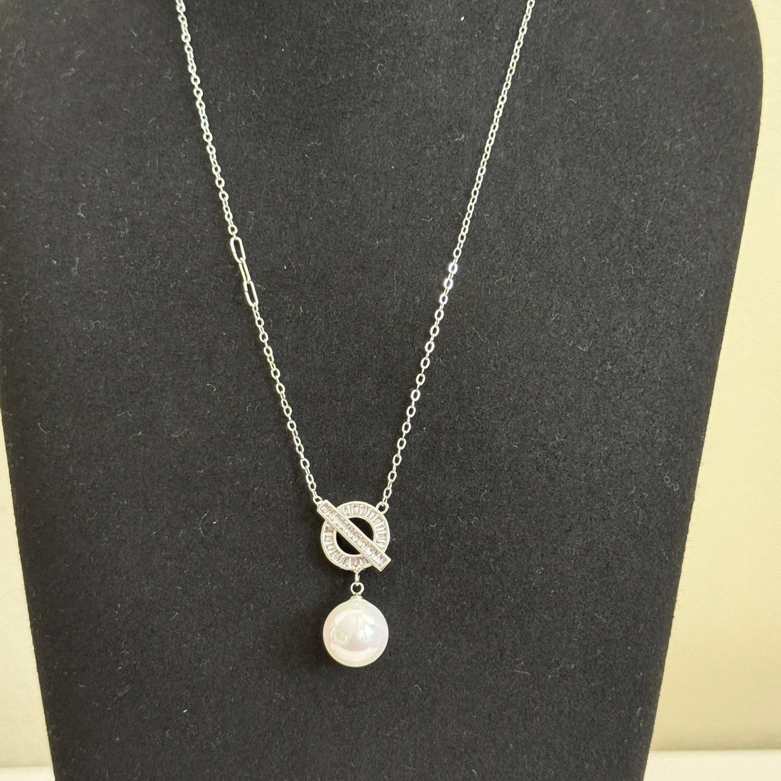 Lustrous Pearl Halo Set - Vinni’s Jewelry