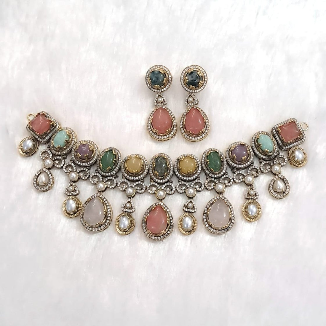 Meher Pastel Victorian Choker Set - Vinni’s Jewelry