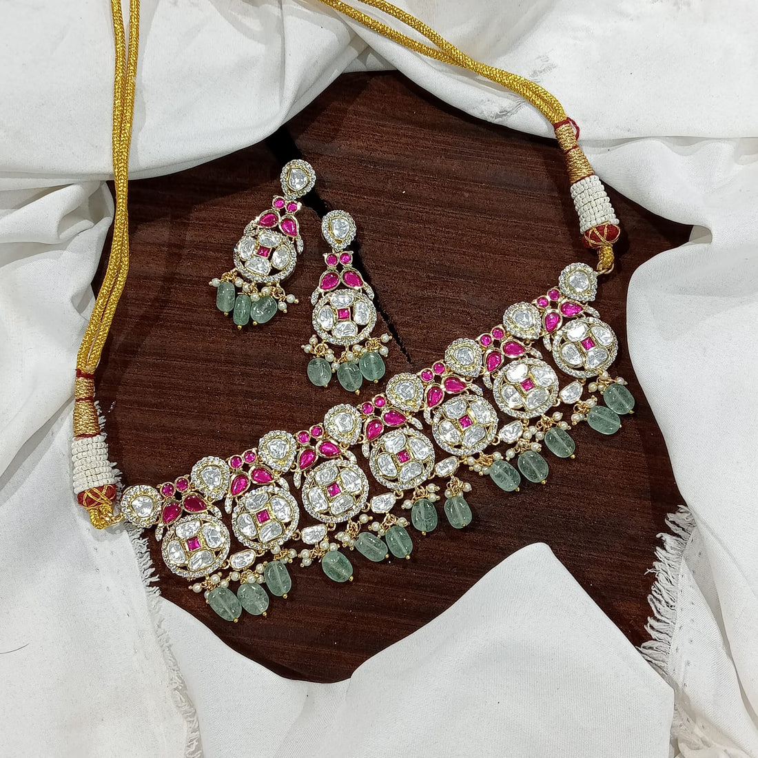 Noor - E - Hyderabad Kundan Choker Set - Vinni’s Jewelry