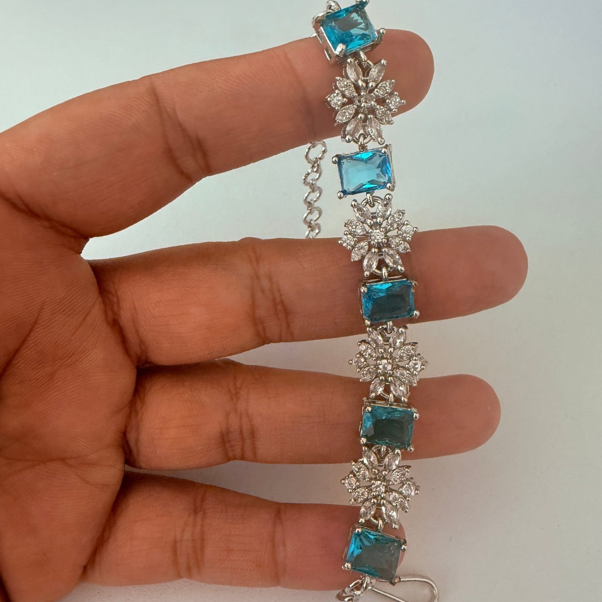 Ocean Spark Bracelet - Vinni’s Jewelry