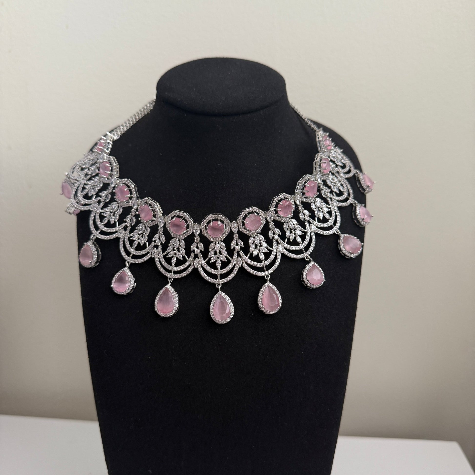Ornate Ruby Regal Necklace Set - Vinni’s Jewelry