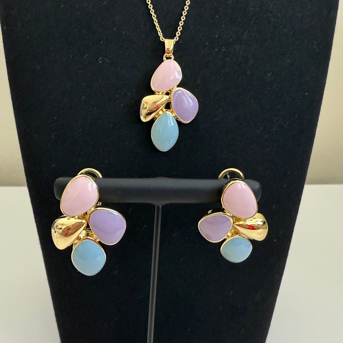 Pastel Blossom Trio - Multicolor Stone Pendant and Earring Set - Vinni’s Jewelry