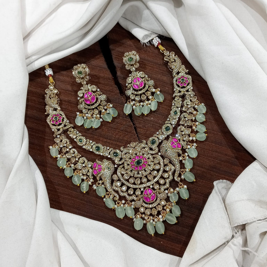 Peacock Temple Necklace Set - Vinni’s Jewelry