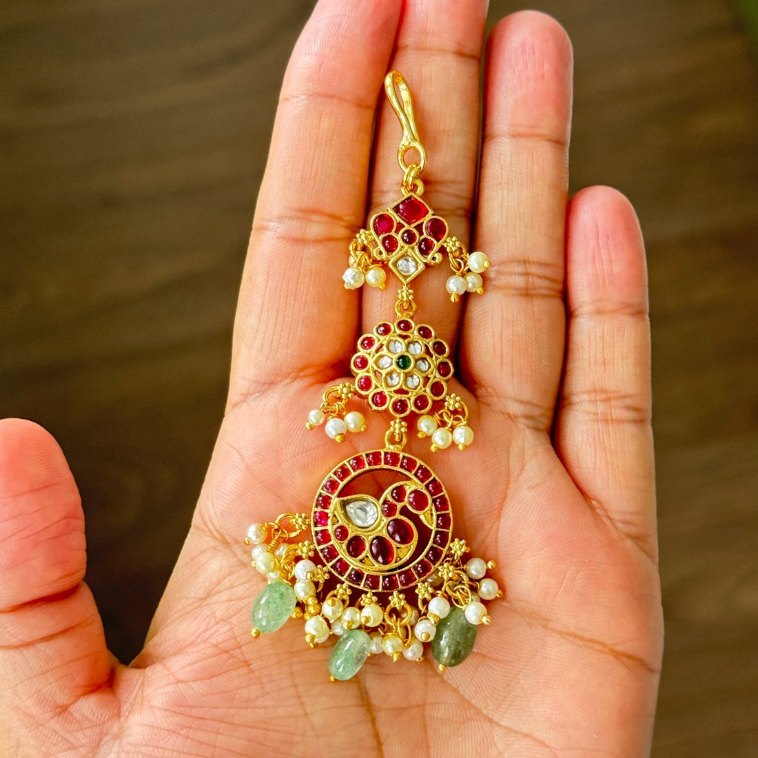 Rajwada Kundan Tikka with Ruby, Emerald & Pearl Detailing - Vinni’s Jewelry