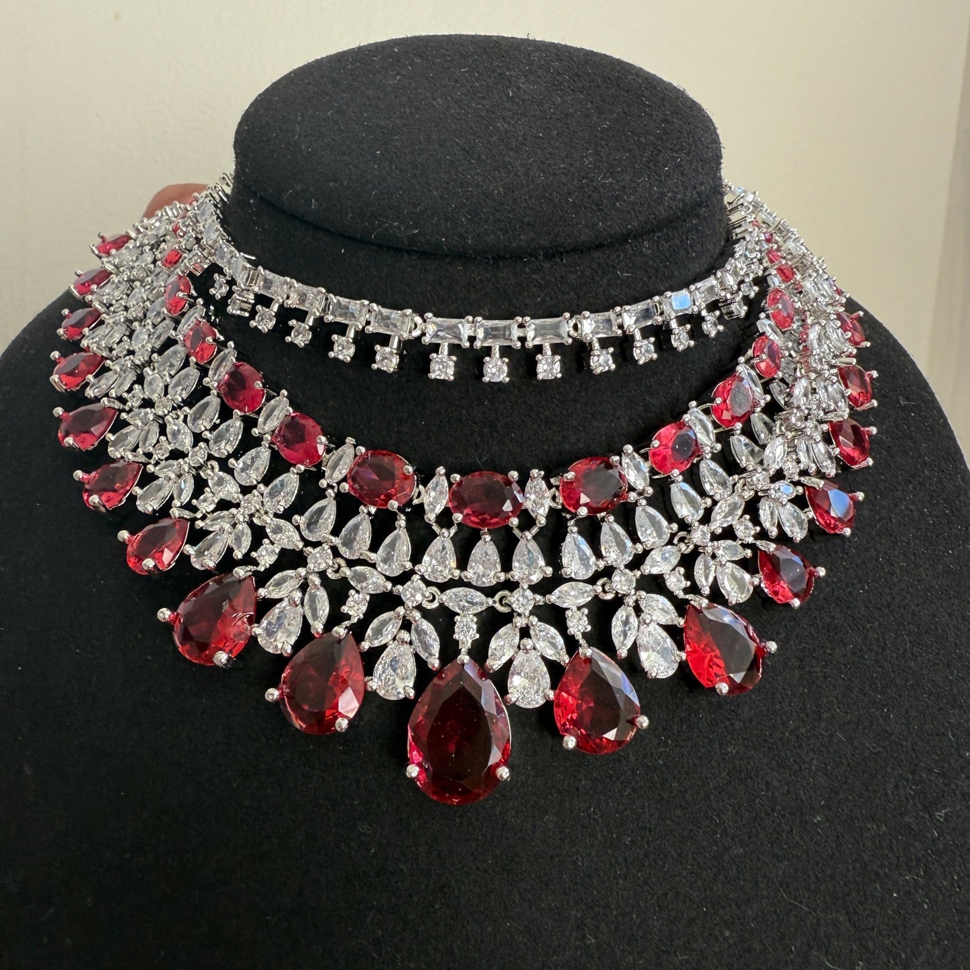 Ravya Ruby Elegance Set - Vinni’s Jewelry
