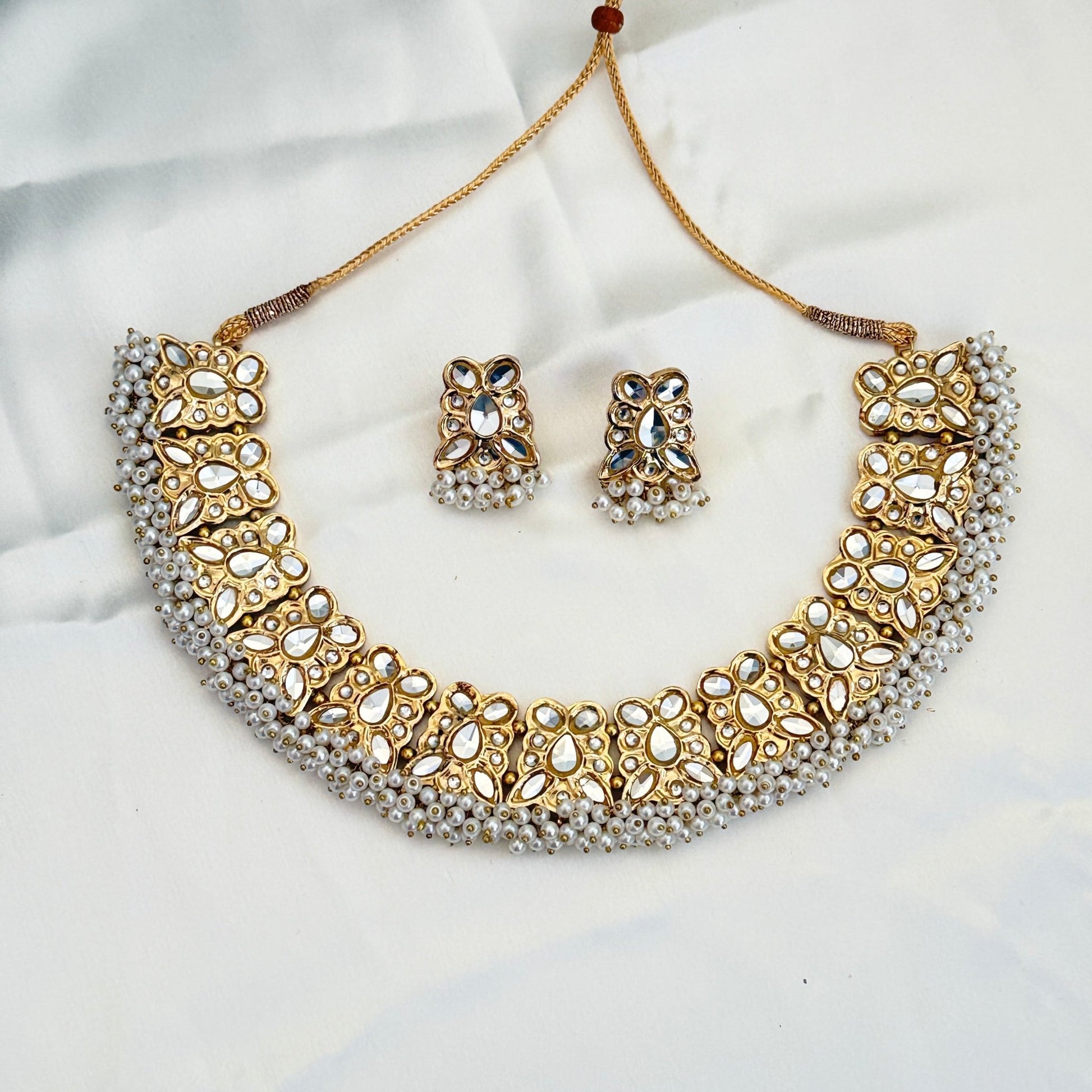 Royal Kundan Pearl Choker Set - Vinni’s Jewelry