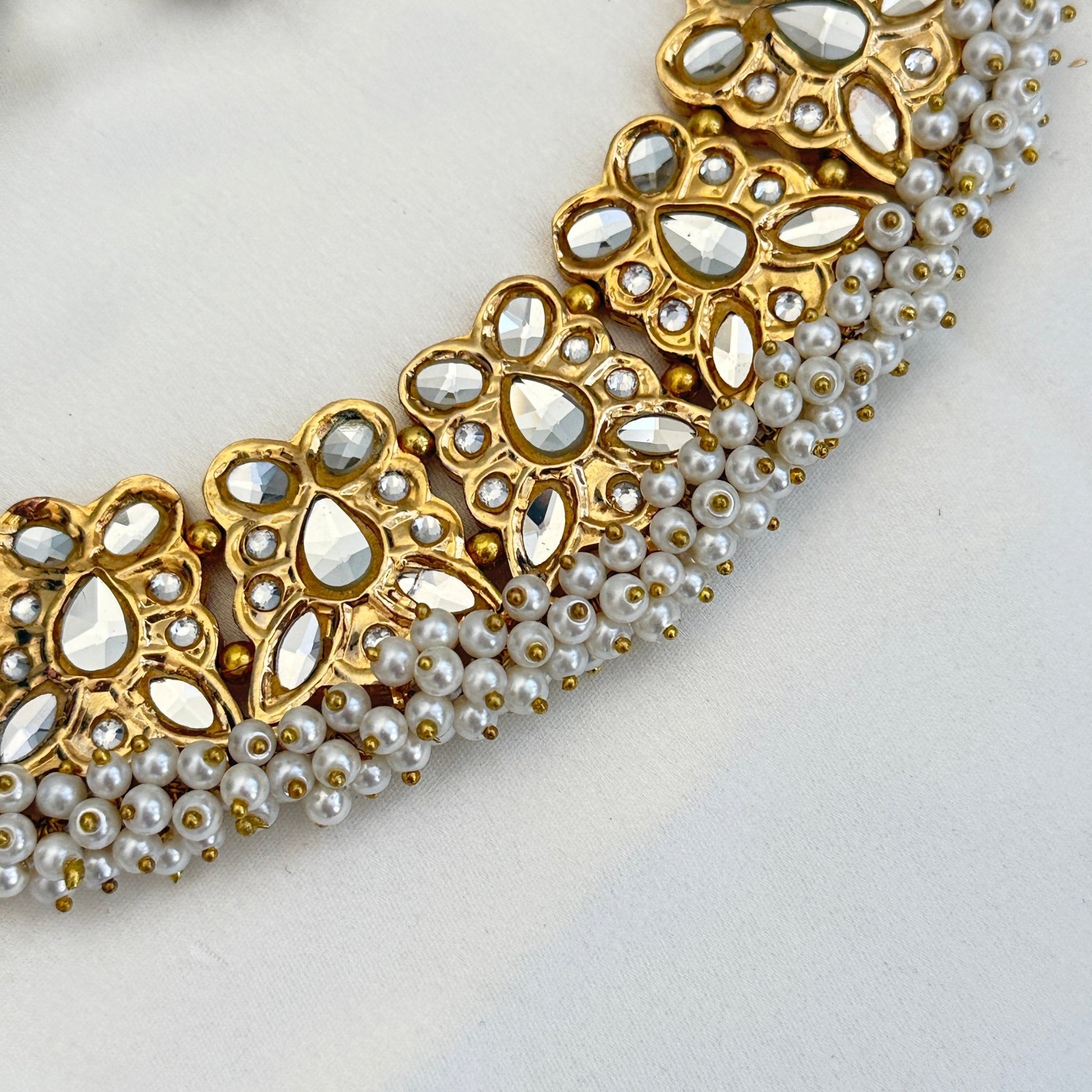 Royal Kundan Pearl Choker Set - Vinni’s Jewelry