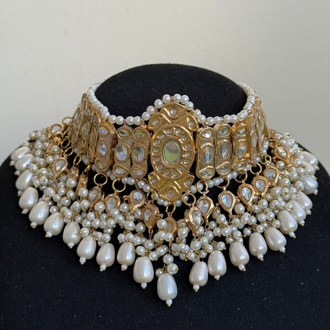 Royal Polki Pearl Bridal Choker Set with Earrings and Maang Tikka - Vinni’s Jewelry