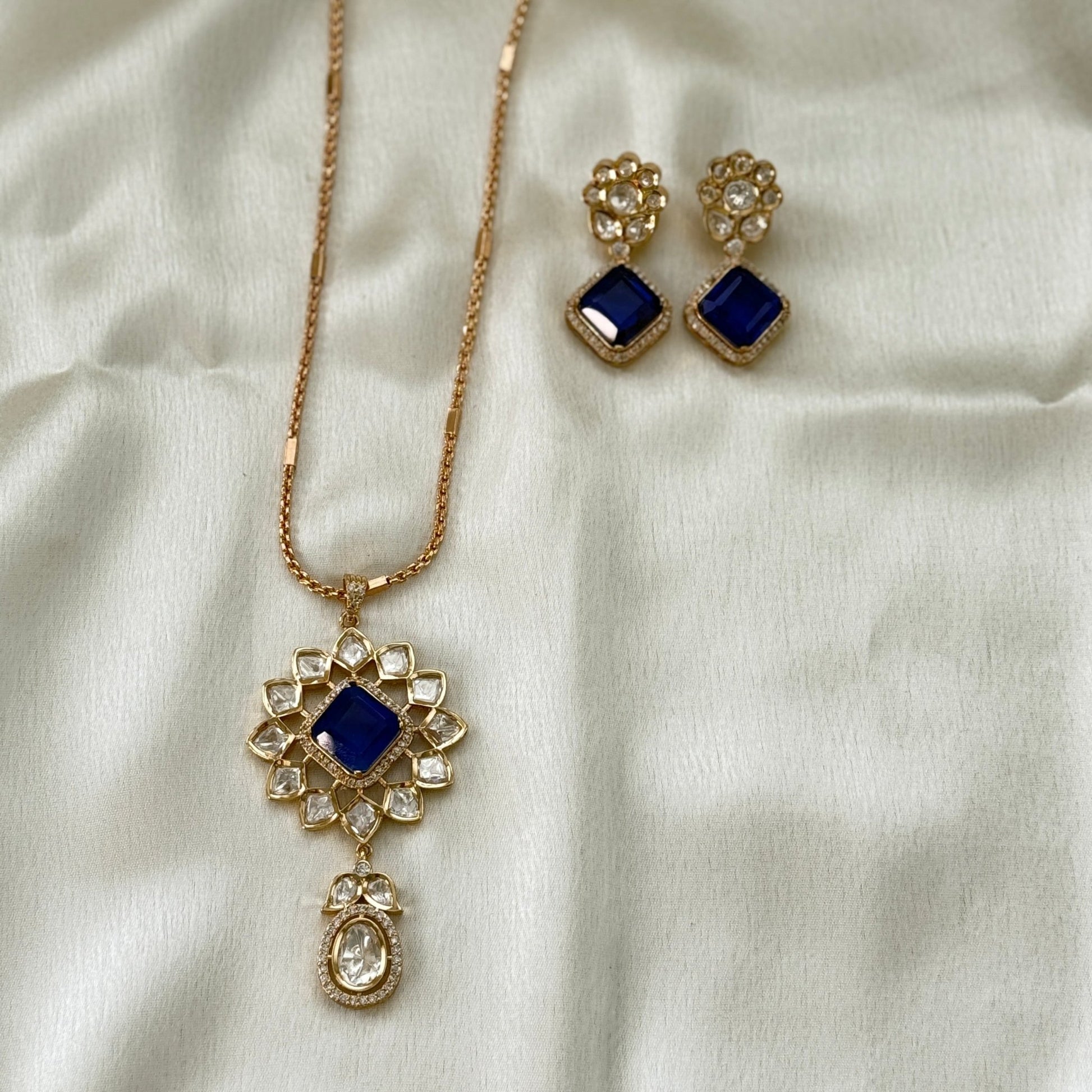 Sapphire Bloom Kundan Necklace Set - Vinni’s Jewelry